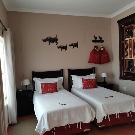 ווינדהוק Londiningi Guesthouse מראה חיצוני תמונה